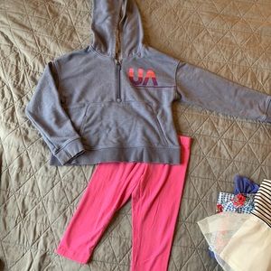 Girls Underarmour hoodie & pink leggings